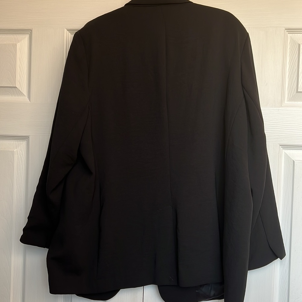 NWT MANGO Plus Black Button Blazer - Picture 4 of 4